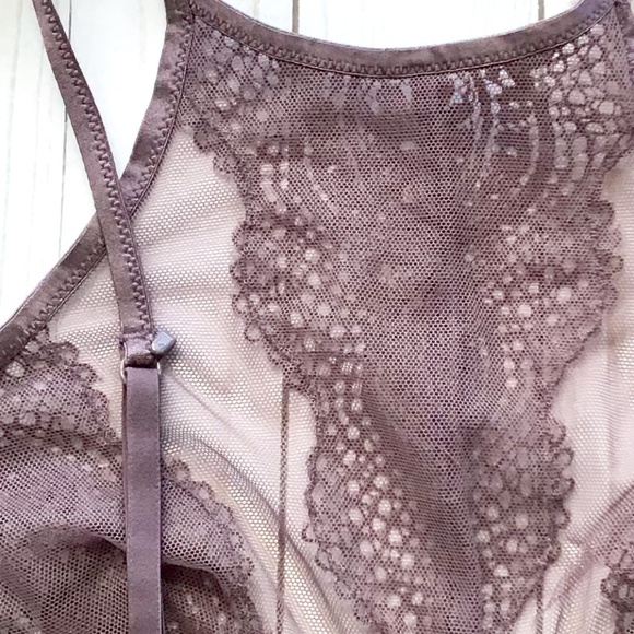 2/$25  ❤️Victoria’s Secret Lace High Neck Bralette - Picture 4 of 5